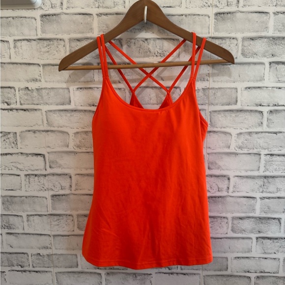 Old Navy Tops - Women’s Old Navy Active Orange powersoft racerback Tank Top w/built in bra S